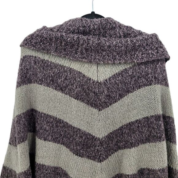 Bandolino Fringe Knit Cowl Neck Poncho PM Purple Gray Chevron Stripe Boho Hippie - Picture 6 of 8